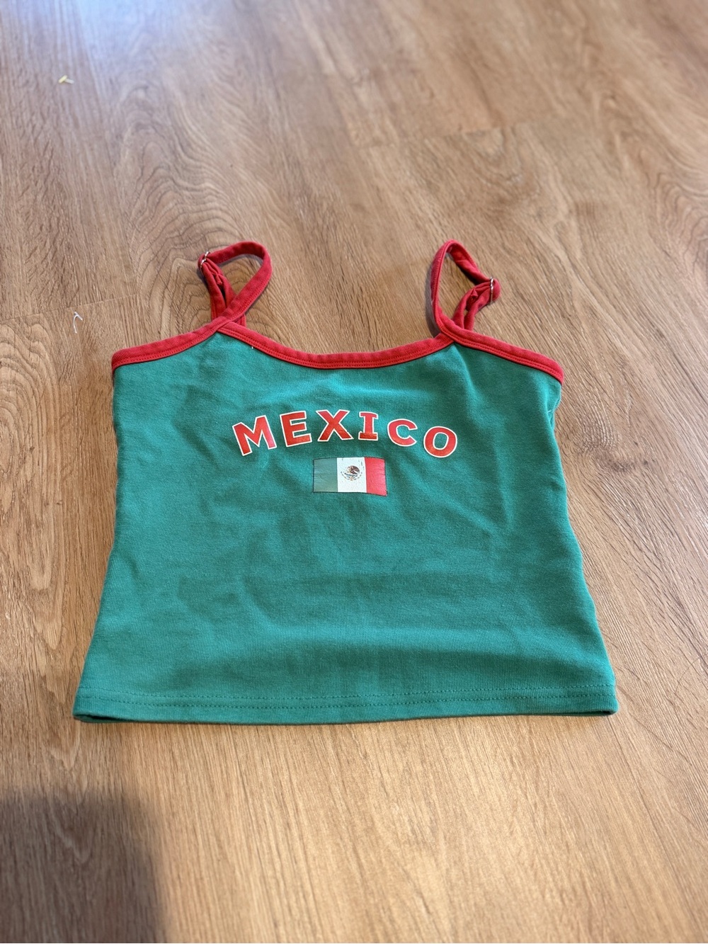 Edikted Mexico 🇲🇽 Graphic Cropped Tank with Red Trim Y2K